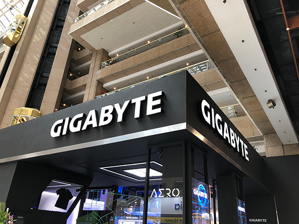 COMPUTEX現地レポート GIGABYTEブース