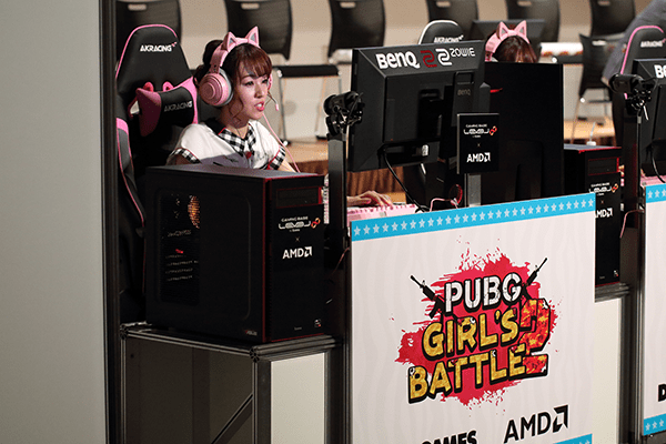 各ゲストプレイヤーの席にはLEVEL∞のPUBG GIRLS BATTLE認定PCが設置されています