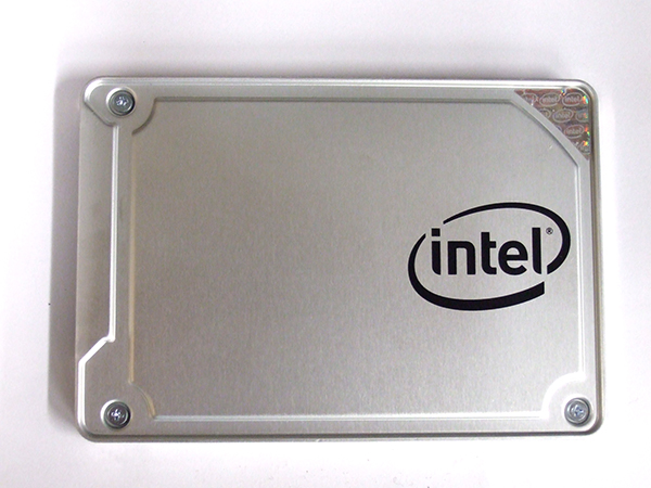 Intel SSD 545s シリーズ