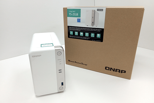 QNAP TS-251B 本体