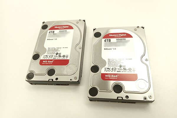 WD Red 「WD40EFRX (4TB)」 2基