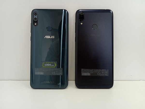 ZenFone Max Pro(M2)、右：ZenFone Max (M2)