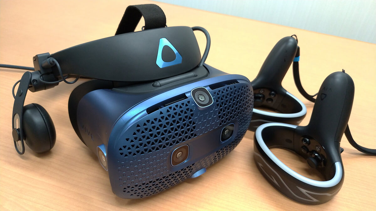 HTC VIVE Cosmos ヘッドセットVR