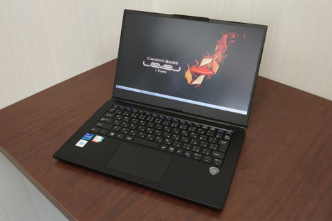 【極美品】2021年製 HP☘Corei3第11世代☘爆速M.2SSD256GB