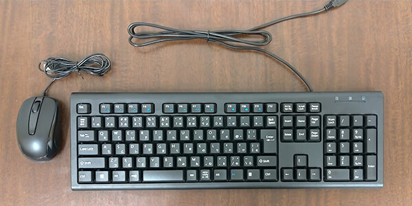 標準付属のキーボード・マウス