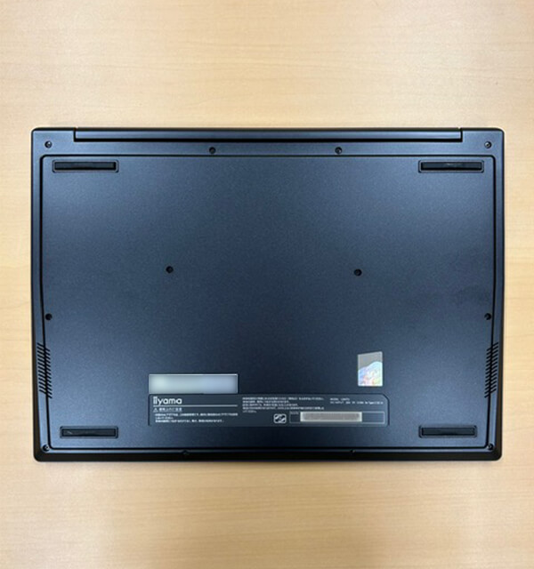 本体の底面写真