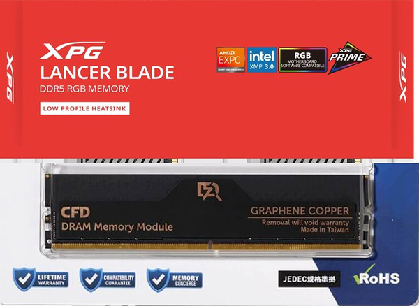 パッケージ記載例。上：ADATA製XMP・EXPO対応メモリ、下：CFD製JEDEC準拠メモリ