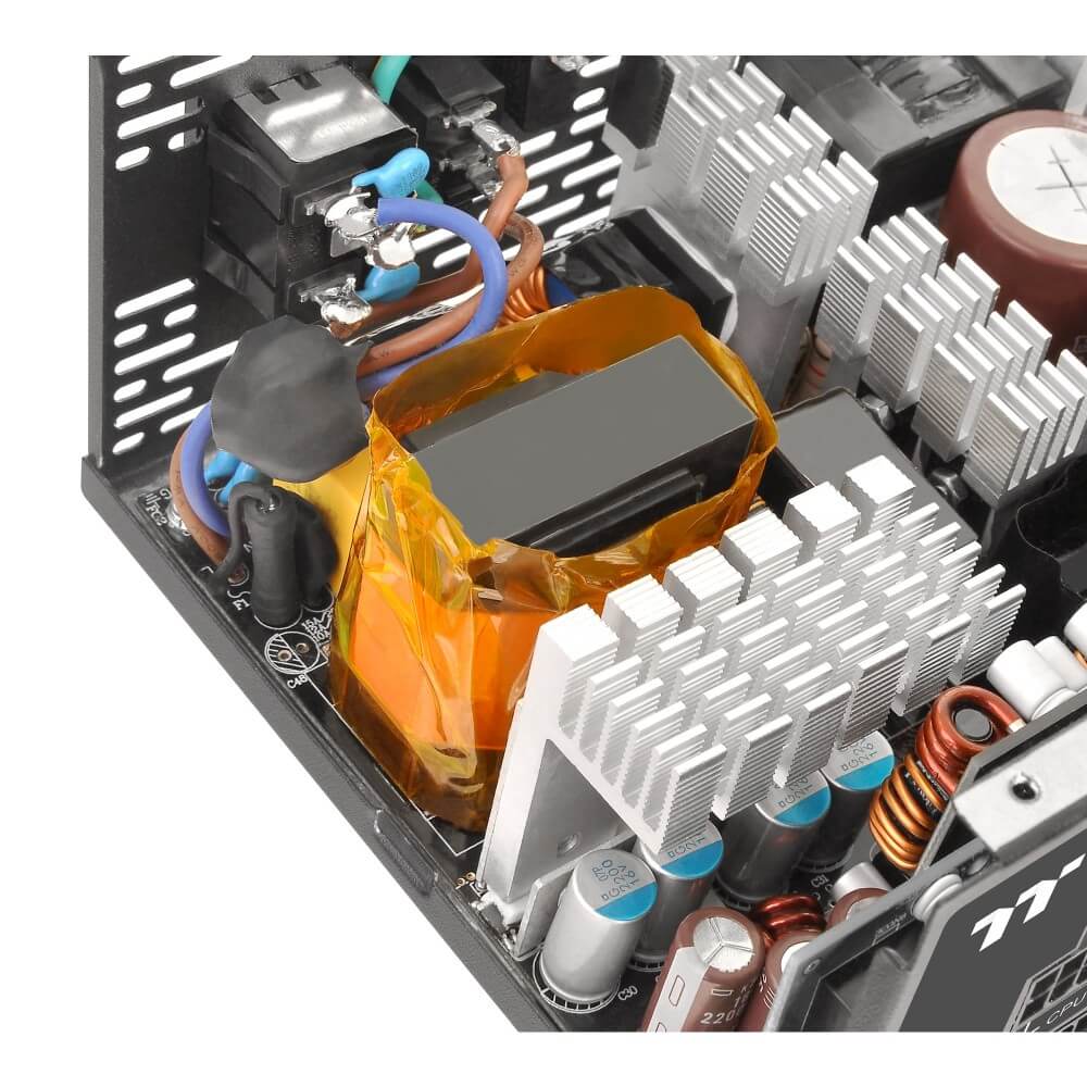 Thermaltake TOUGHPOWER PF3 1200W ATX3.1 PLATINUM | パソコン