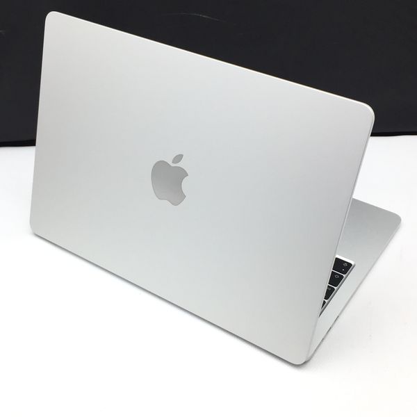 APPLE 〔中古〕MacBook Air .6 inch Mid  MLXY3J／A Apple M2 8