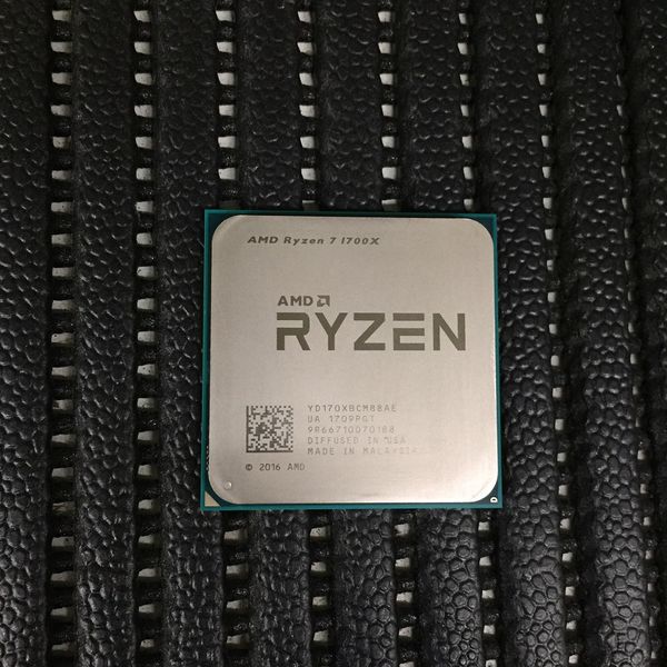 AMD Ryzen 7 1700X