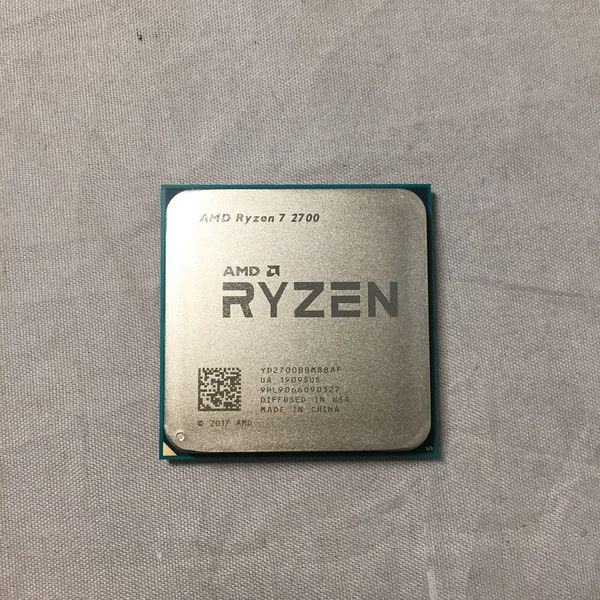 AMD RYZEN 7 2700