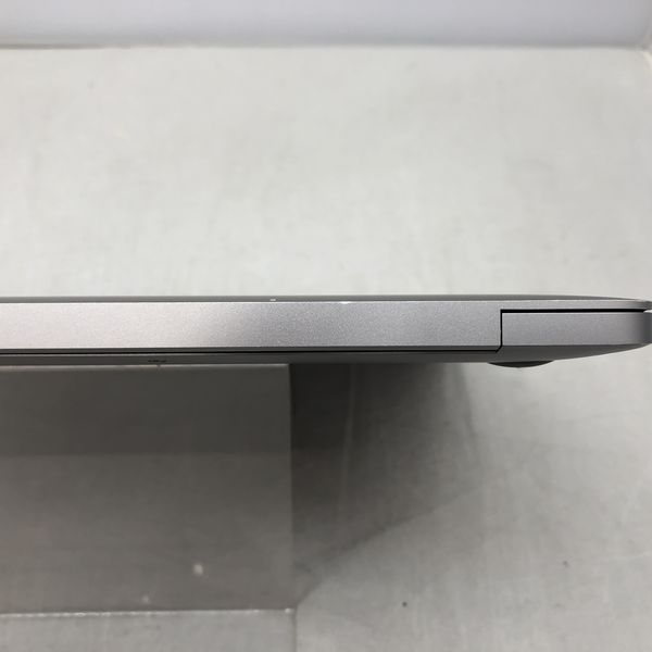 APPLE 〔中古〕MacBook Air 13.3-inch Late 2018 MRE92J／A Core_i5