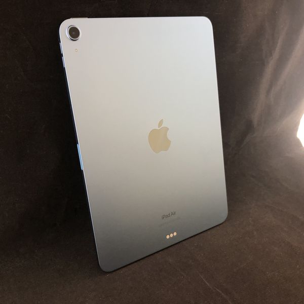 APPLE 〔中古〕iPad Air 第5世代 64GB ブルー MM9E3J／A Wi-Fi（中古1 ...