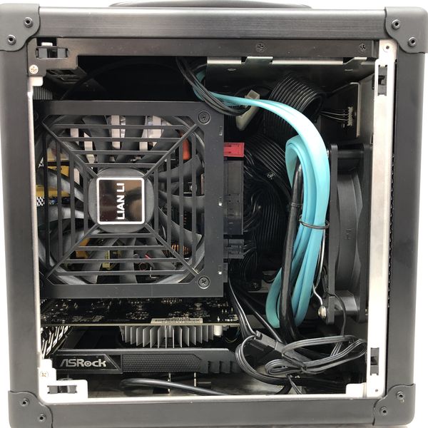ノーブランド 〔中古〕【OS無し】自作系パソコン〔Ryzen 7 2700/32GB 