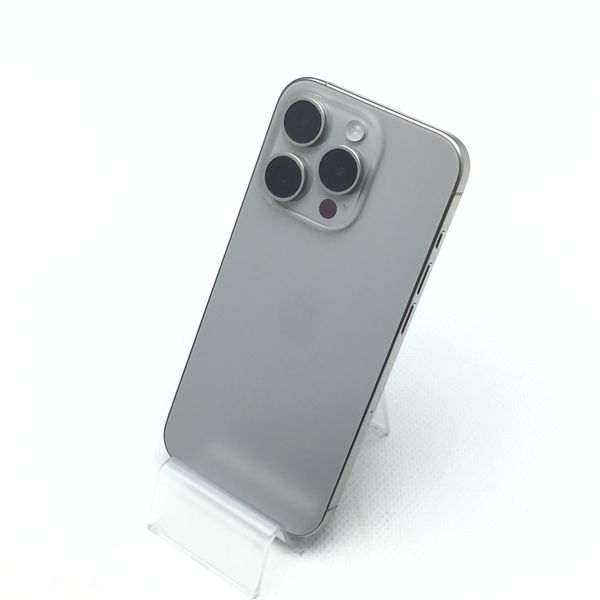 iPhone 15 Pro 256GB ナチュラルチタニウム画面修理歴あり