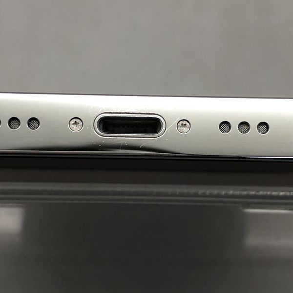 APPLE 〔中古〕iPhone14 Pro 256GB シルバー MQ0Y3J/A SIM APPLE 〔中古〕iPhone14 Pro 256GB シルバー MQ0Y3J/A SIM