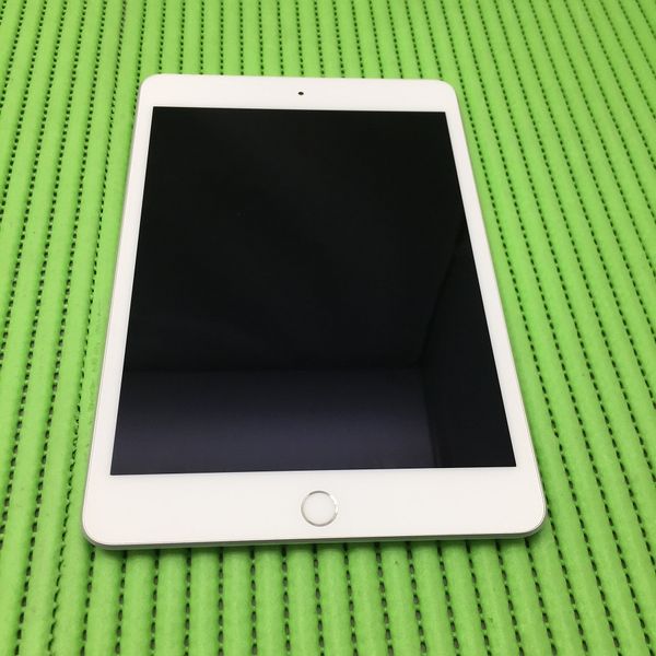 美品】iPad 第5世代 32gb wifi cellular ドコモ利用◯