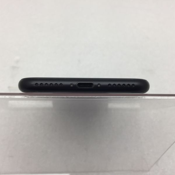 APPLE 〔中古〕iPhoneSE 第2世代 64GB ブラック MHGP3J／A au