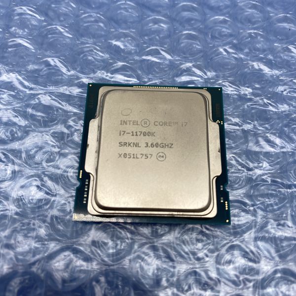 Intel Core i7-11700K LGA1200 中古美品 Intel Core i7-11700K LGA1200 中古美品