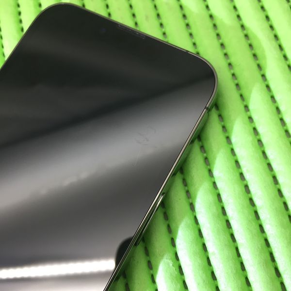APPLE 〔中古〕iPhone13 Pro 128GB グラファイト MLUE3J/A au APPLE 〔中古〕iPhone13 Pro 128GB グラファイト MLUE3J/A au