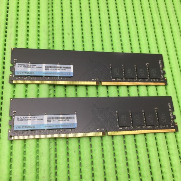 ノーブランド 〔中古〕W4U3200CS-16G [DDR4 PC4-25600 16GB 2枚