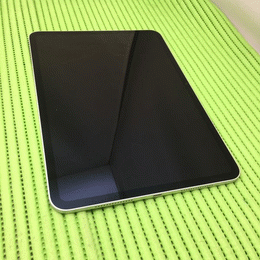 APPLE 〔中古〕iPad Pro 11インチ 第5世代 標準ガラス 256GB APPLE 〔中古〕iPad Pro 11インチ 第5世代 標準ガラス 256GB