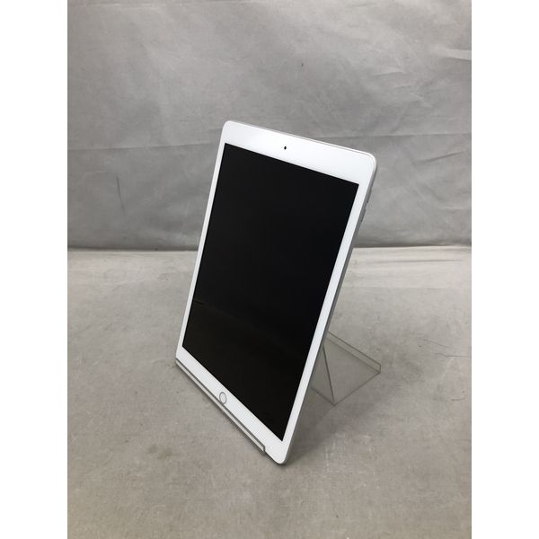 APPLE 〔中古〕iPad 第8世代 128GB シルバー MYLE2J/A Wi-Fi APPLE 〔中古〕iPad 第8世代 128GB シルバー MYLE2J/A Wi-Fi