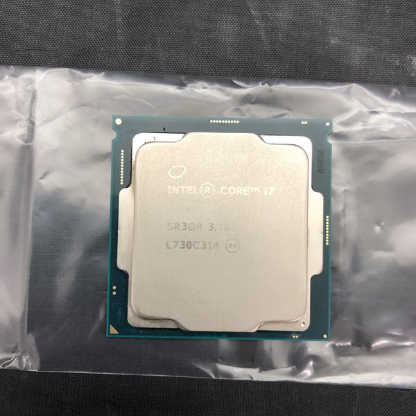 Intel 〔中古〕インテル® Core™ i7 プロセッサー 8700K 〔3.7GHz