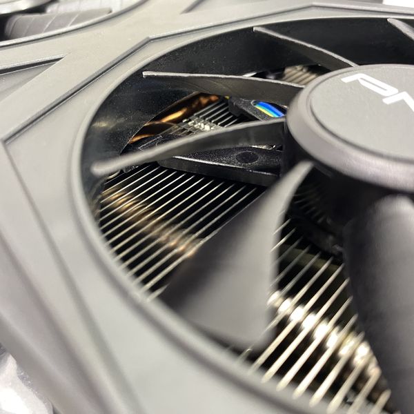 PNY 〔中古〕PNY GeForce RTX 4070 Super 12GB VERTO OC（中古1