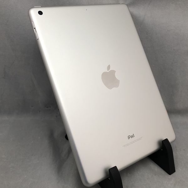 Nguyễn Ngọc Trang様　iPad 第5世代 MP2G2J/A Nguyễn Ngọc Trang様 iPad 第5世代 MP2G2J/A - メルカリ
