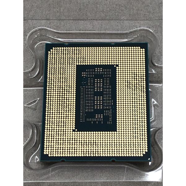 Intel 〔中古〕インテル® Core™ i7 12700KF プロセッサー 〔3.6