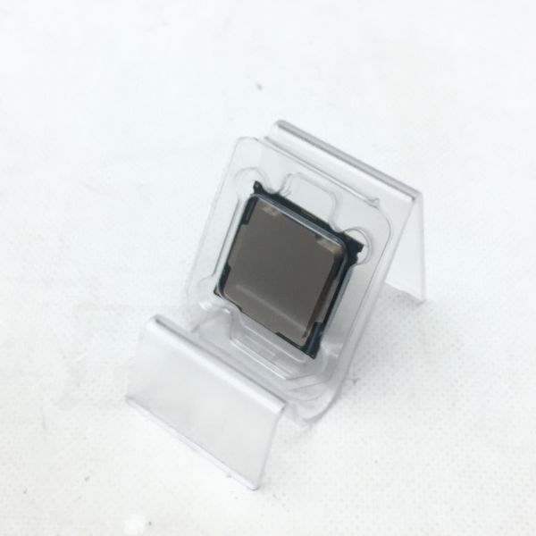 Intel 〔中古〕インテル® Core™ i7 プロセッサー 8700K 〔3.7GHz
