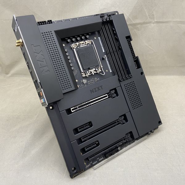 中古自作PC 中古 自作PC(Ryzen 7 5700X/32GB/SSD1TB/RTX5060Ti8G