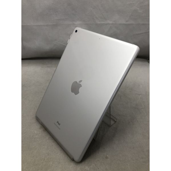 APPLE 〔中古〕iPad 第9世代 64GB シルバー MK2L3J／A Wi-Fi