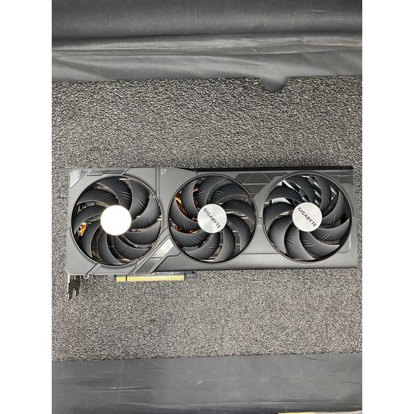 GIGABYTE 〔中古〕GeForce RTX 4070 Ti SUPER WINDFORCE MAX 16G