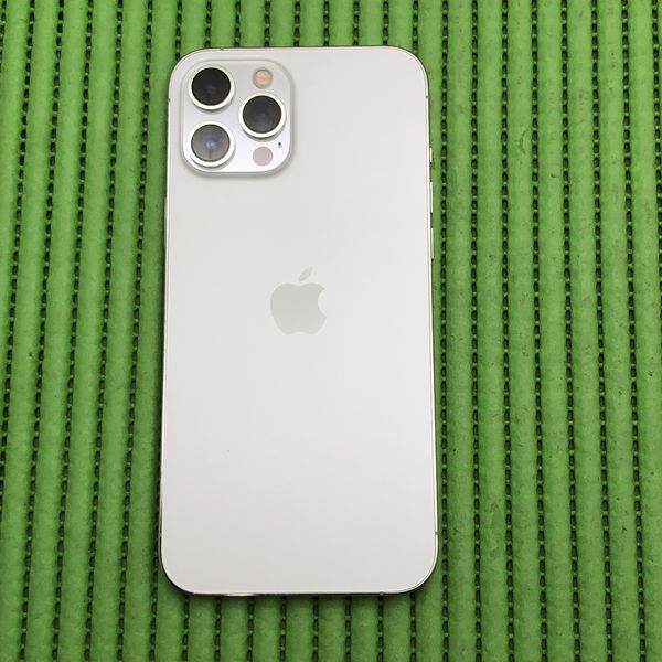 【iPhone6 Plus】シルバー 64GB 本体+箱【極美品】#AP12 iPhone6 Plus】シルバー 64GB 本体+箱【極美品】#AP12