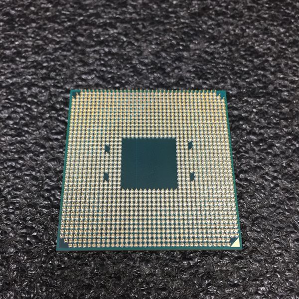 AMD Ryzen7 3700X 【中古CPU】 AMD 〔中古〕Ryzen 7 3700X 〔3.6GHz/SOCKET AM4〕（中古1ヶ月