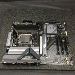 MSI MAG B550 TOMAHAWK マザーボード　中古 中古】MSI MAG B550 TOMAHAWK B550/AM4/2.5GbitLAN/ATX 【EC
