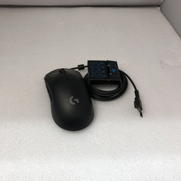 Apple アップル/Magic Trackpad/MK2D3ZA/A/CC22226008B0YWTAN/ABランク/77【中古】 APPLE 〔中古〕Magic Trackpad MK2D3ZA/A（中古保証1ヶ月間