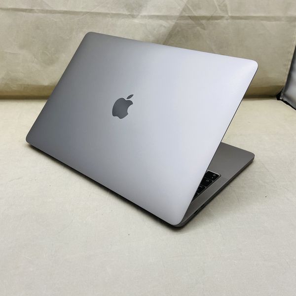 MacBook Pro スペースグレイ MXK32J/A 2020モデル Apple MacBook Pro スペースグレイ ［MXK32J/A］ 2020モデル Mac
