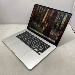 APPLE 〔中古〕MacBook Air 13.6-inch Mid-2022 MLXW3J／A スペース