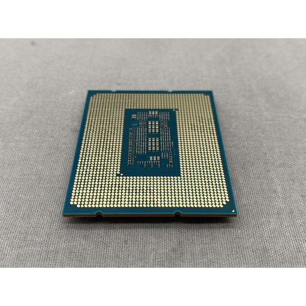 Intel 〔中古〕〔CPU〕Intel® Core™ i5-12600K プロセッサー [3.7GHz