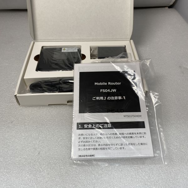 富士ソフト 〔中古〕FUJISOFT Mobile Router FS040W（中古1ヶ月保証