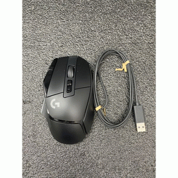 APPLE 〔中古〕Magic Trackpad MK2D3ZA/A ホワイト（中古保証1ヶ月間