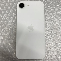 APPLE 〔中古〕iPhone16e 128GB ホワイト MD1R4J／A SIMフリー（中古1