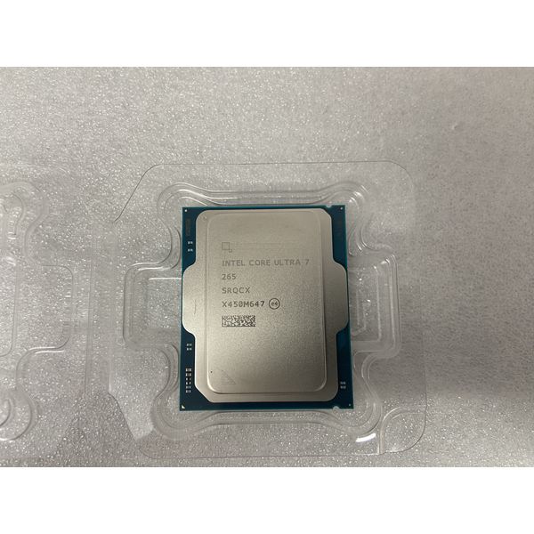 Intel 〔中古〕インテル® Core™ Ultra 7 プロセッサー 265 〔2.4GHz