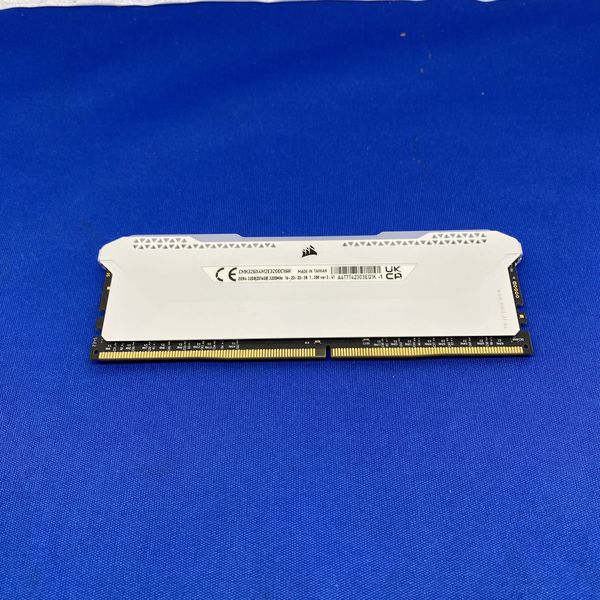 ノーブランド 〔中古〕288Pin DDR4 3200 PC4-25600 16GB（中古1ヶ月