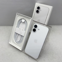 APPLE 〔中古〕iPhone17 512GB ホワイト MG6E4J/A SIMフリー（中古1