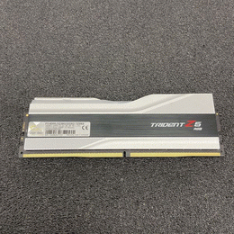 Corsair 〔中古〕デスクトップPC用 DDR5 6000 32GB EXPO（中古保証1