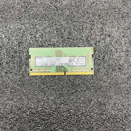 ノーブランド 〔中古〕DDR4 2666 8GB ノート用メモリ（中古1ヶ月保証